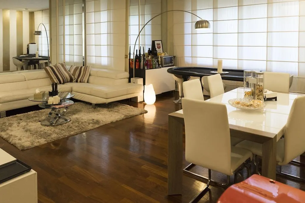 San Siro In Casa Bed and Breakfast Milano 0*,  Italia