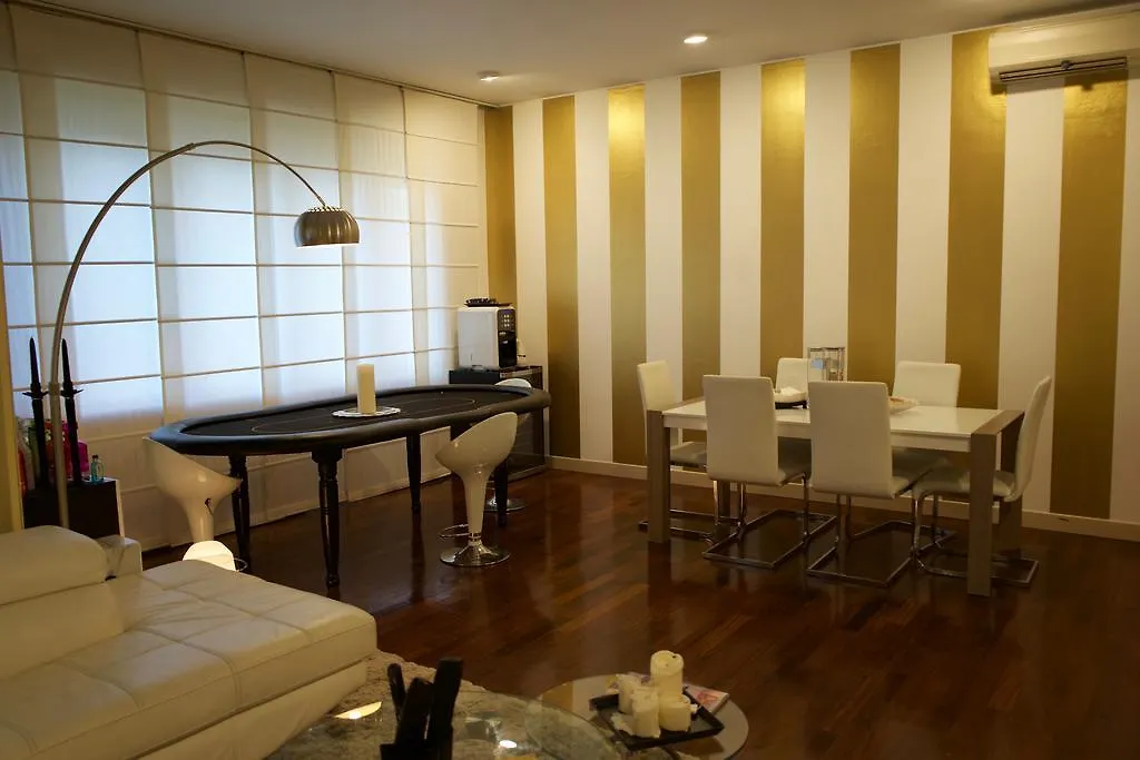 Bed & Breakfast San Siro In Casa Bed and Breakfast Milano Italia